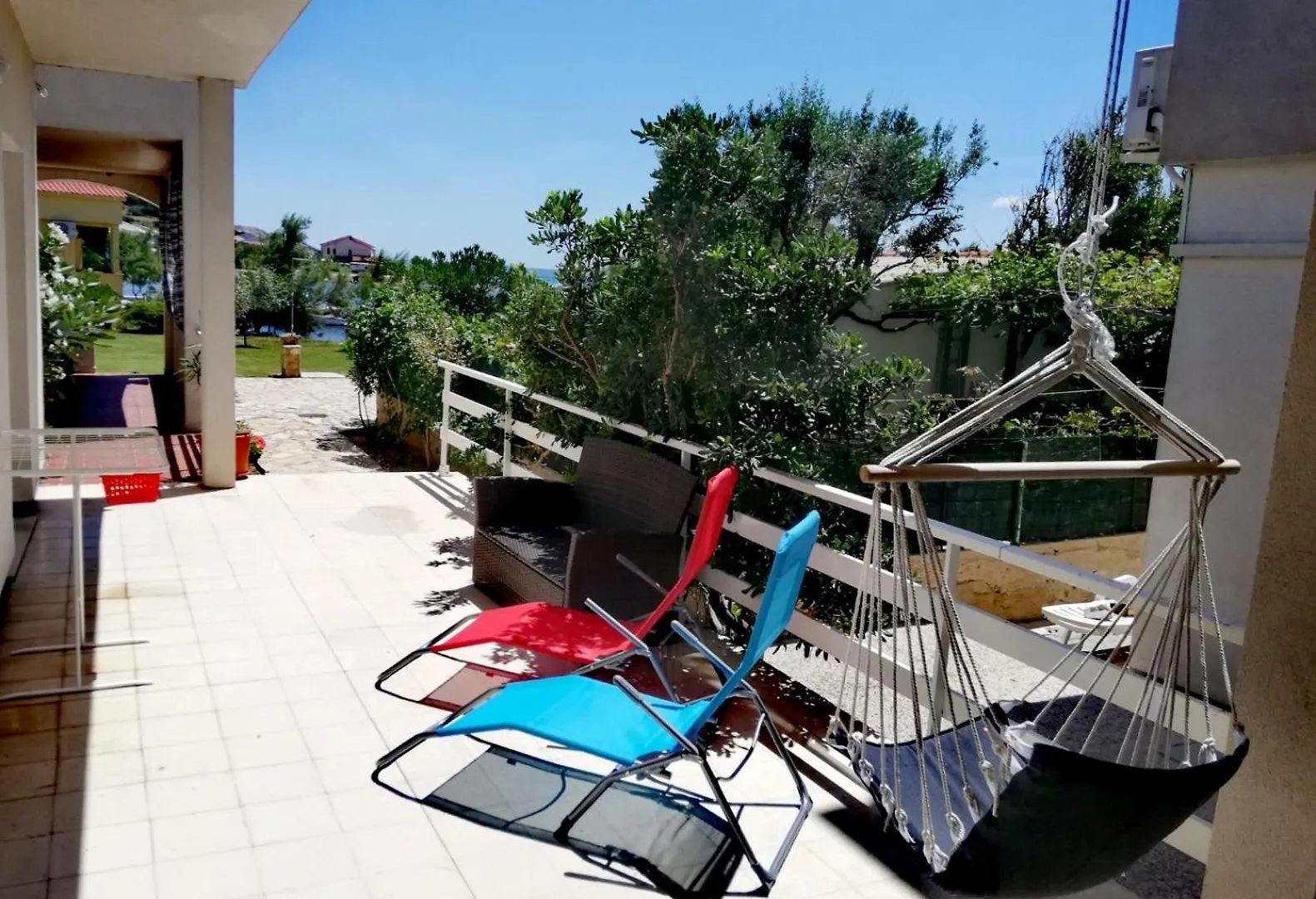 Beachfront Apartments Pag Паг