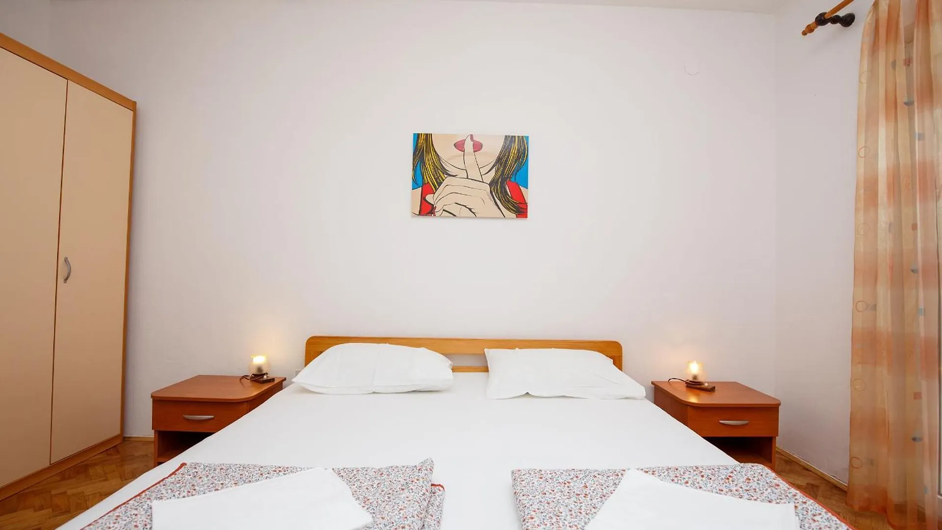 Beachfront Apartments Pag Паг