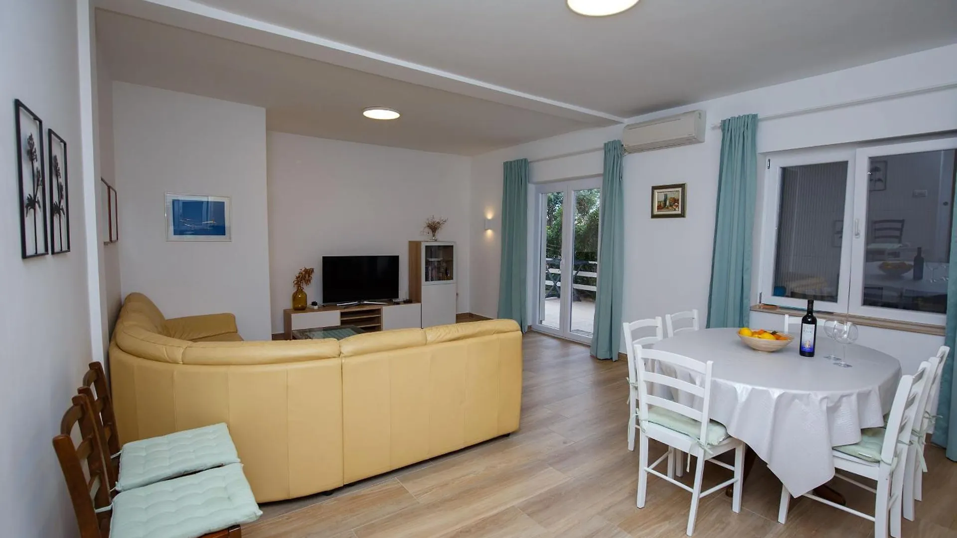 Beachfront Apartments Pag Pag Town 0*,  Croatia